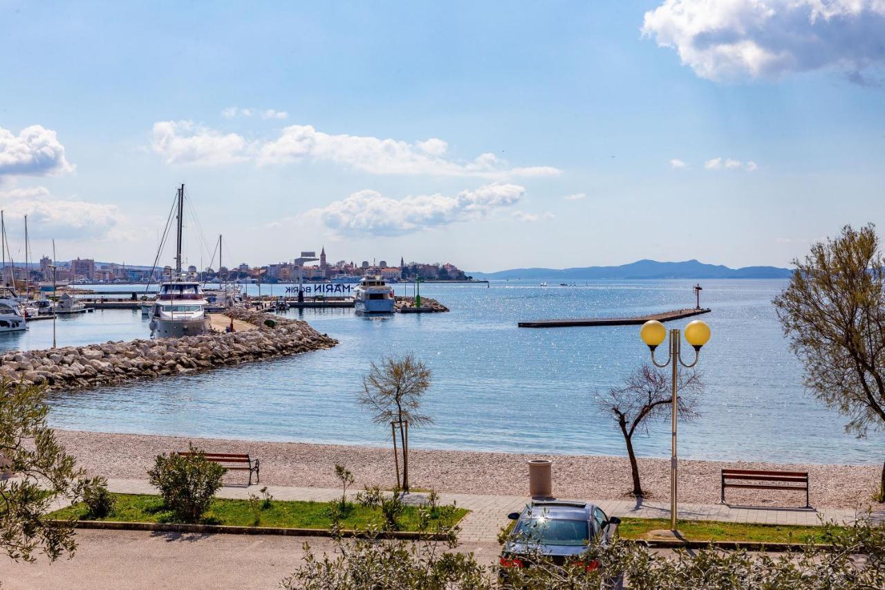 Mare-More Studio W Balcony And Beach Front And View Zadar Bagian luar foto
